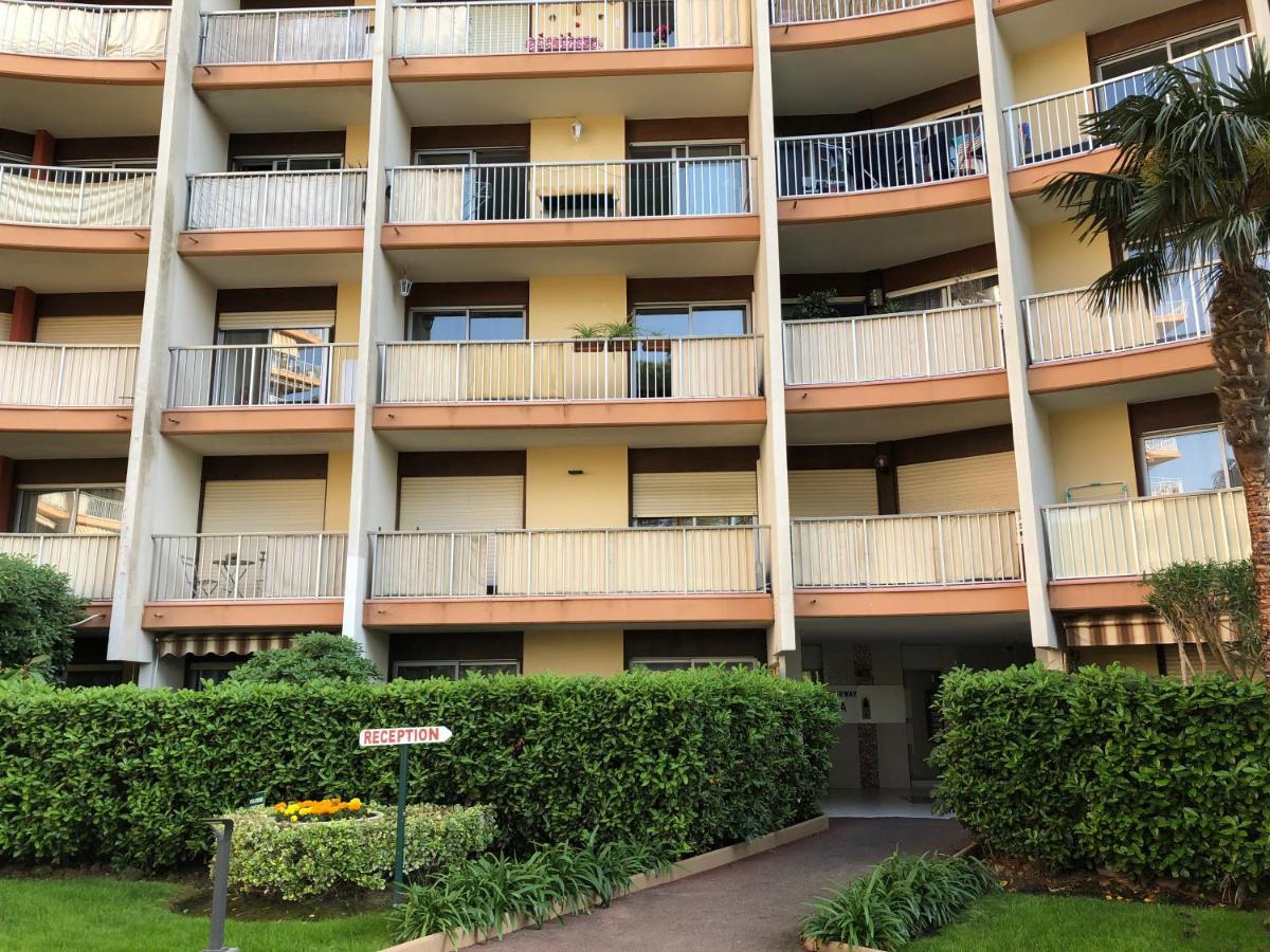 Ellie'S Place Apartment Mandelieu-la-Napoule Exterior photo